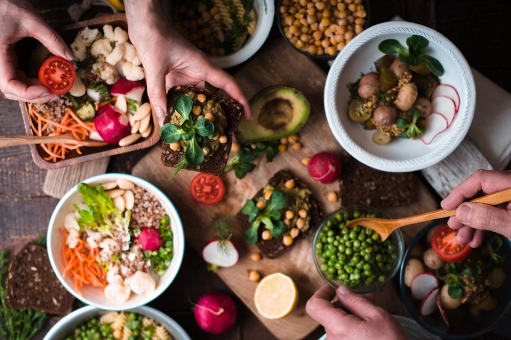 Flexitarian VS Vegetarian: Ποιοι βοηθούν τελικά περισσότερο το περιβάλλον;